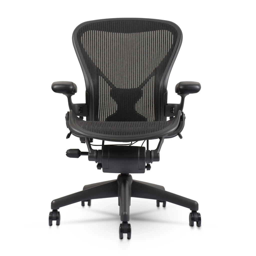 Herman Miller Aeron Chair Size B (𝙍𝙚𝙛𝙪𝙧𝙗𝙞𝙨𝙝𝙚𝙙) Fully Loaded PostureFit Clip‑Latch Adjustable Arms and 12‑Year Warranty along with 3 Yr Mechanical Warranty