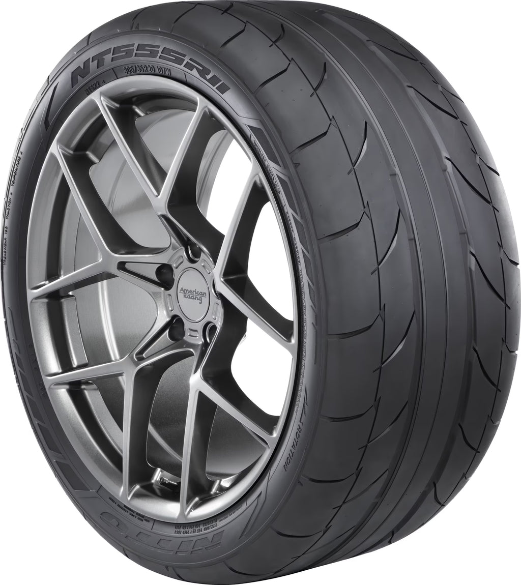 Nitto NT555RII 305/35ZR20 107W XL Tire