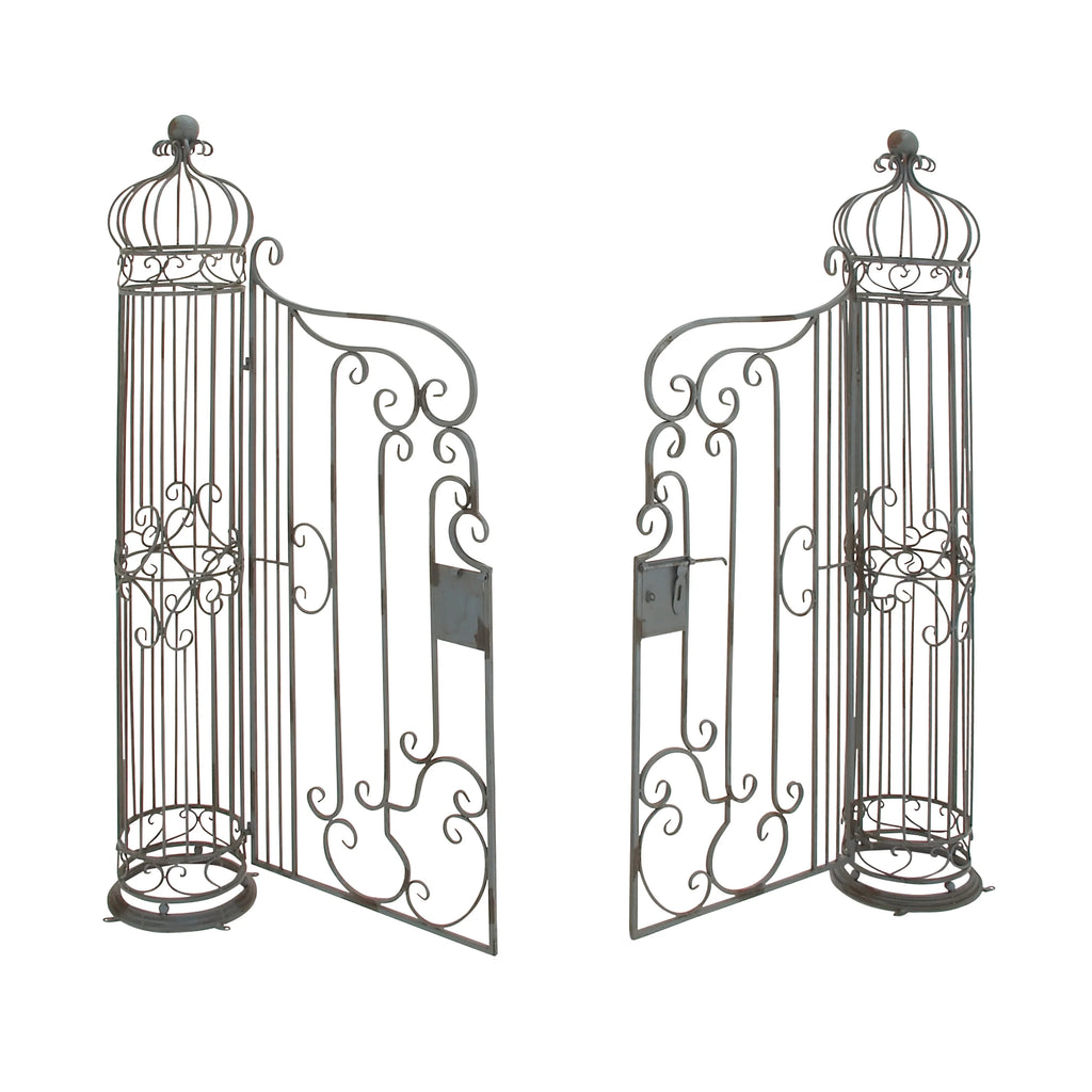 DecMode Traditional Metal Arch with Botanical Design Garden Arbors with Latch Lock Closure, 78"W x 94"H