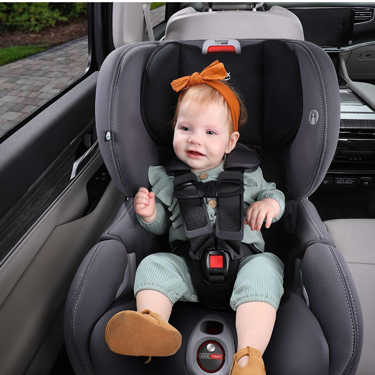 Britax Marathon Clicktight Convertible Car Seat. Mod Ivory SafeWash