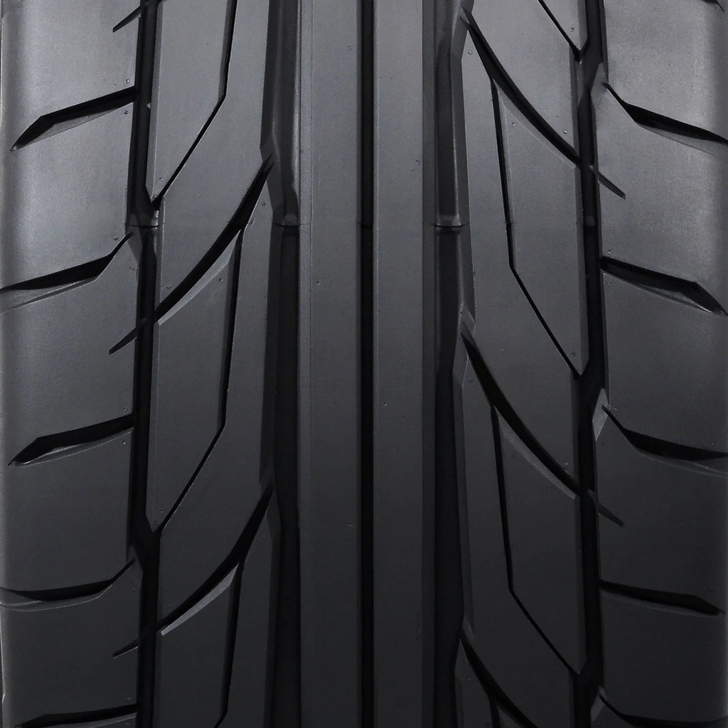 Nitto NT555 G2 UHP 255/45ZR17 102W XL Passenger Tire