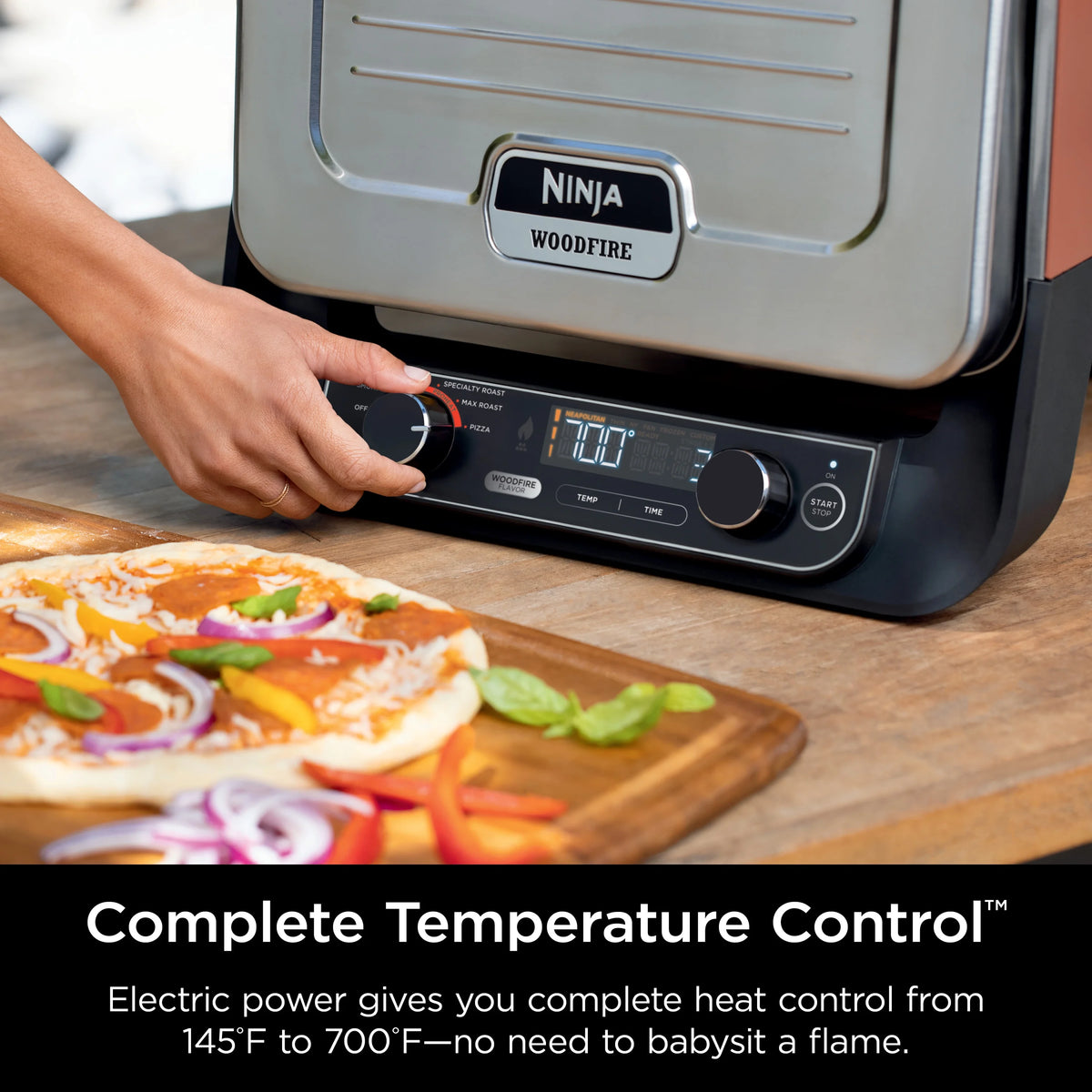 Ninja Woodfire? Pizza Oven, 5-in-1 outdoor oven, 5 Pizza Settings, Ninja Woodfire? Technology, up to 700F heat, BBQ smoker, Electric?
