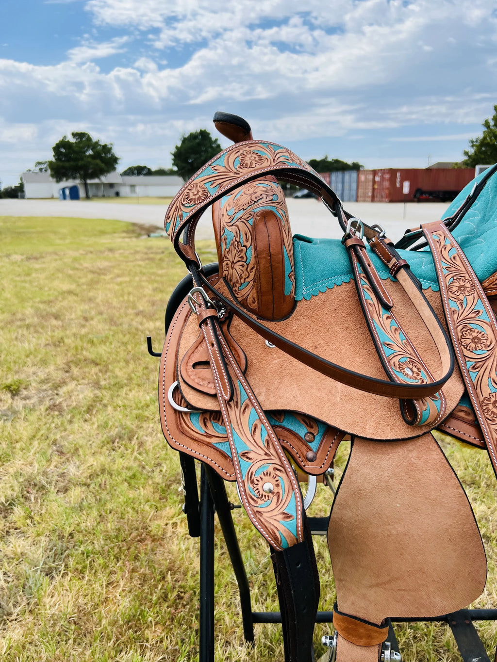 Resistance Adult Western Horse Barrel Saddle For Horse Riding | Floral Tooled With Silver Conchos | Genuine Leather 14" 15" 16" With Free Tack Set