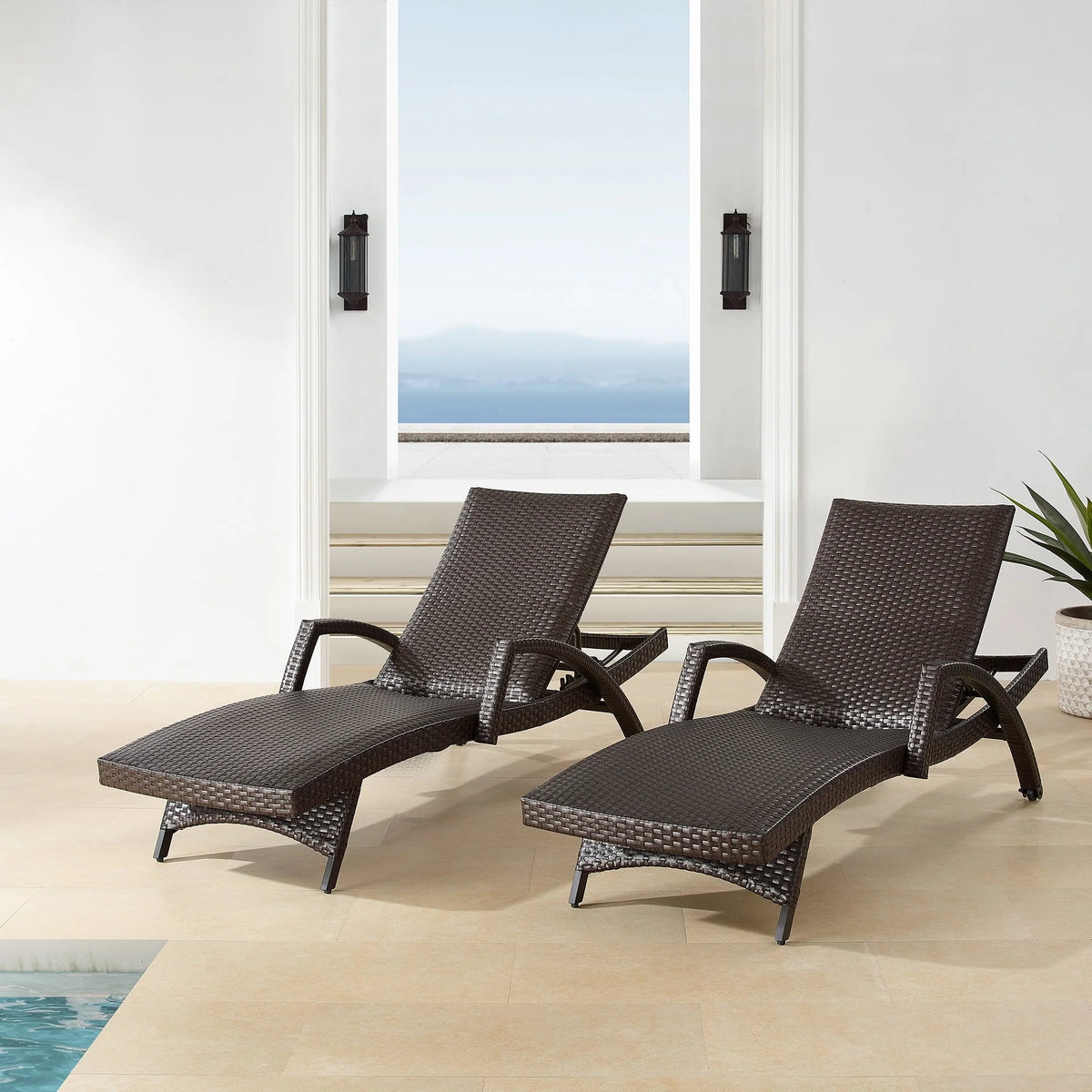 Ulax Furniture Outdoor Woven Padded 2 Pieces Aluminum Chaise Lounge Chairs  Patio Armed Lounger Adjustable Chair with Wheels and Quick Dry Foam(Dark Brown)