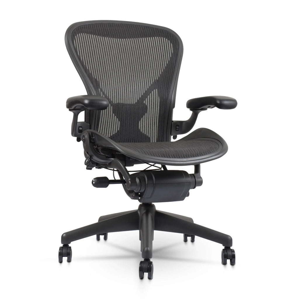 Herman Miller Aeron Chair Size B (𝙍𝙚𝙛𝙪𝙧𝙗𝙞𝙨𝙝𝙚𝙙) Fully Loaded PostureFit Clip‑Latch Adjustable Arms and 12‑Year Warranty along with 3 Yr Mechanical Warranty