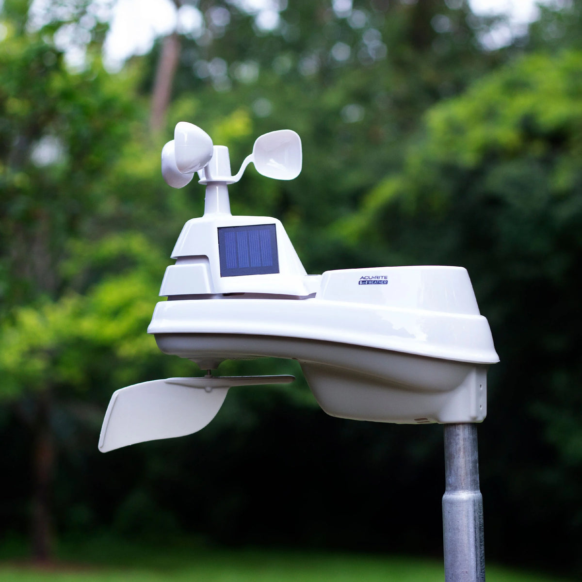 AcuRite Iris? (5-in-1) Wireless Home Weather Station, Indoor/Outdoor Temperature, Humidity, Wind, and Rain (01529M)