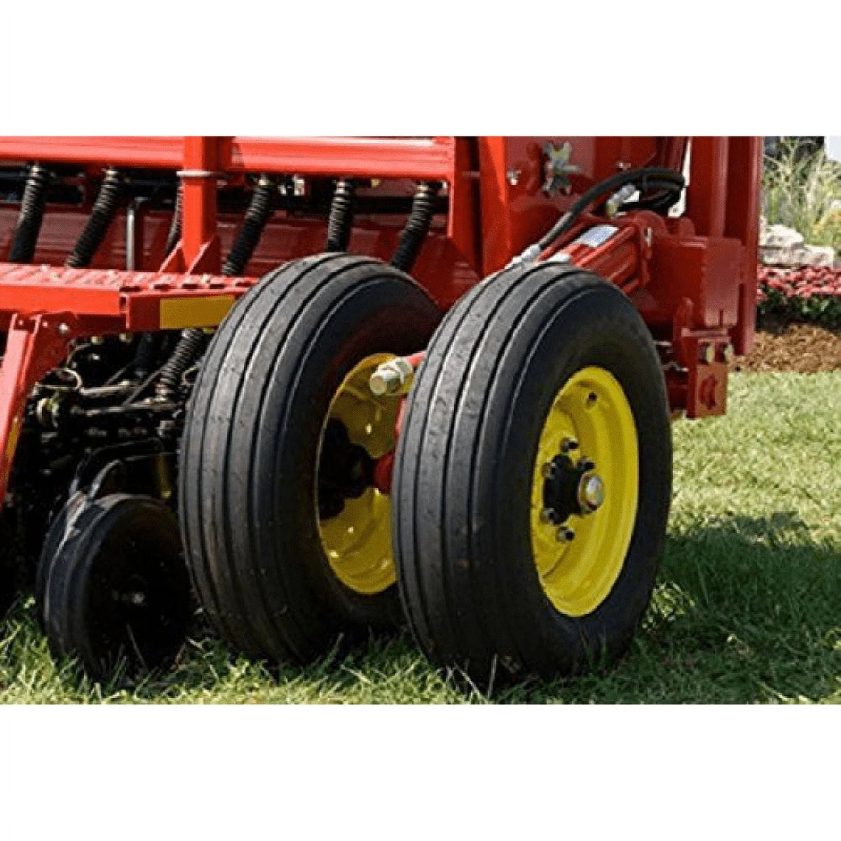 Carlisle Farm Specialist I-1 Implement Agricultural Tire - 11L-15 LRD 8PLY Rated