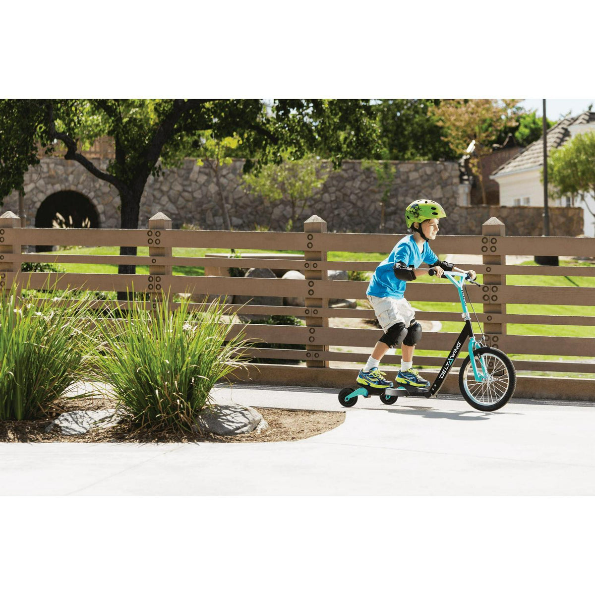 Razor Teal 3-Wheel Drifting Delta Wing Scooter- Ages 6+