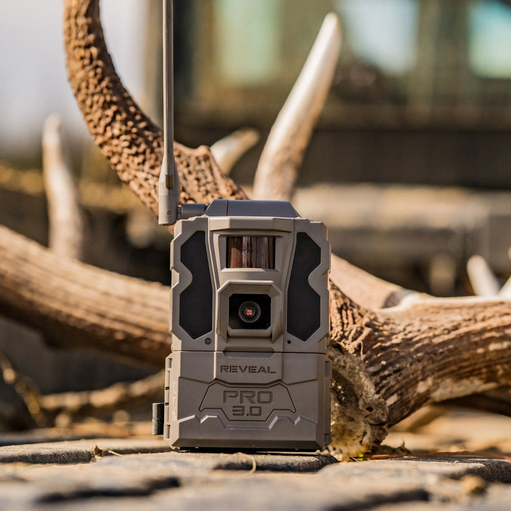 Reveal by Tactacam Pro 3.0 16 Megapixels Hunting Cellular Camera