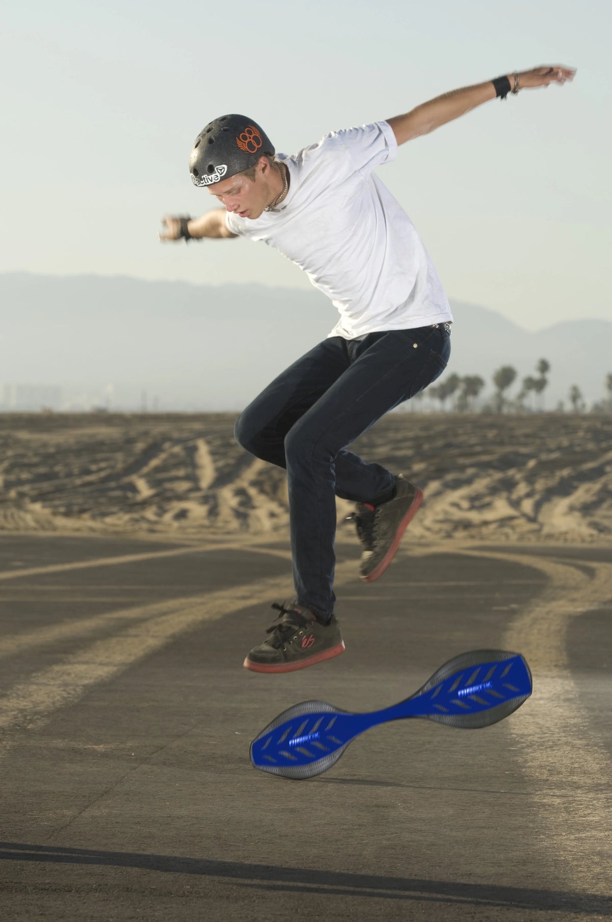 Razor RipStik Caster Board Classic Collection, 2 Wheel Skateboard with 360-degree  Casters, for Kids, Teens and Adults