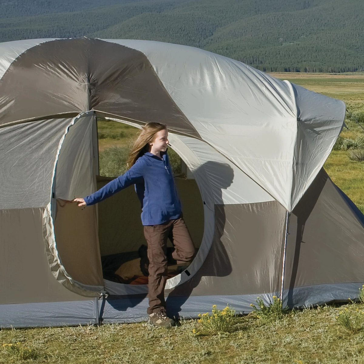 Coleman WeatherMaster? 6-Person Tent with Screen Room