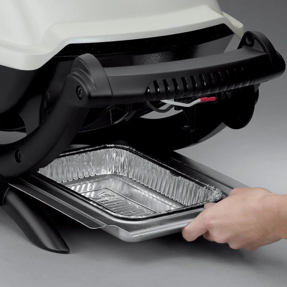 Q 1000 1-Burner Portable Gas Grill, Titanium
