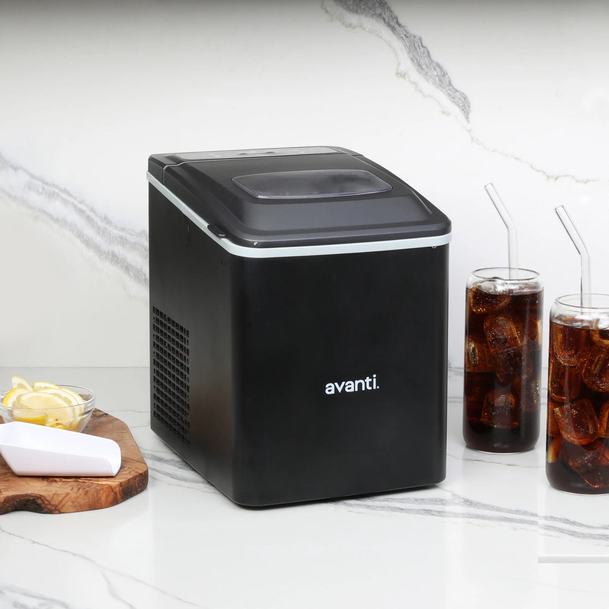Avanti Mighty Ice 26lb. Countertop Bullet Ice Maker, in Black (AVIM2625BK)