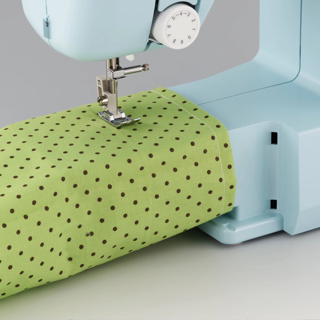 Brother LX3817- Beginner Sewing Machine, 17 Stiches