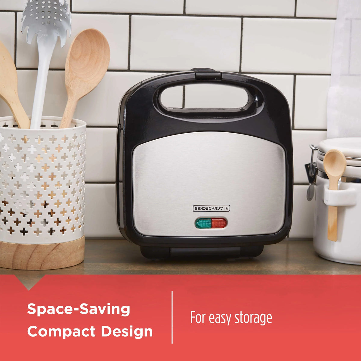 and Decker 3-in-1 Morning Meal Station Electric Waffle Maker Compact Grill in Black