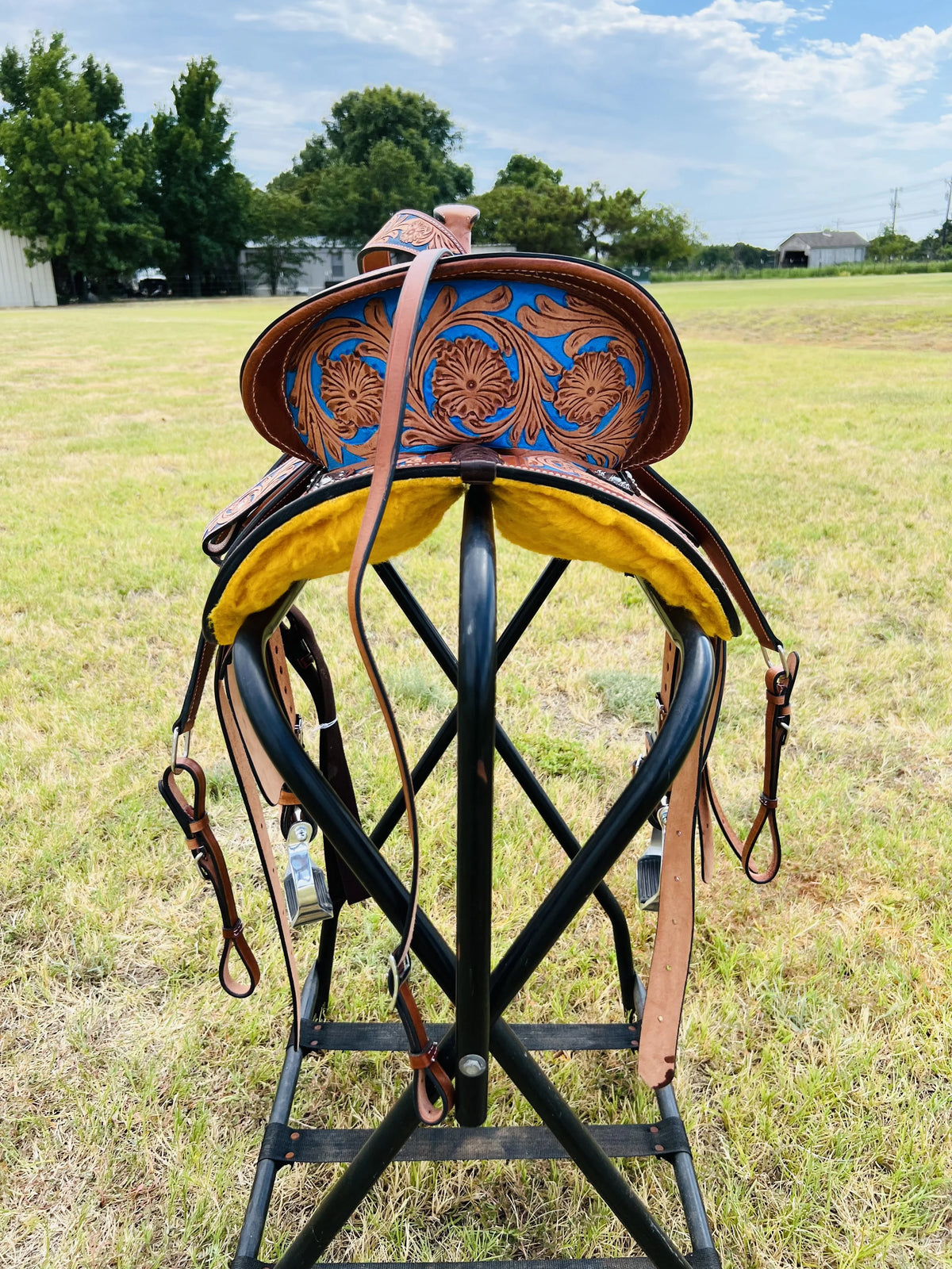 Resistance Adult Western Horse Barrel Saddle For Horse Riding | Floral Tooled With Silver Conchos | Genuine Leather 14" 15" 16" With Free Tack Set