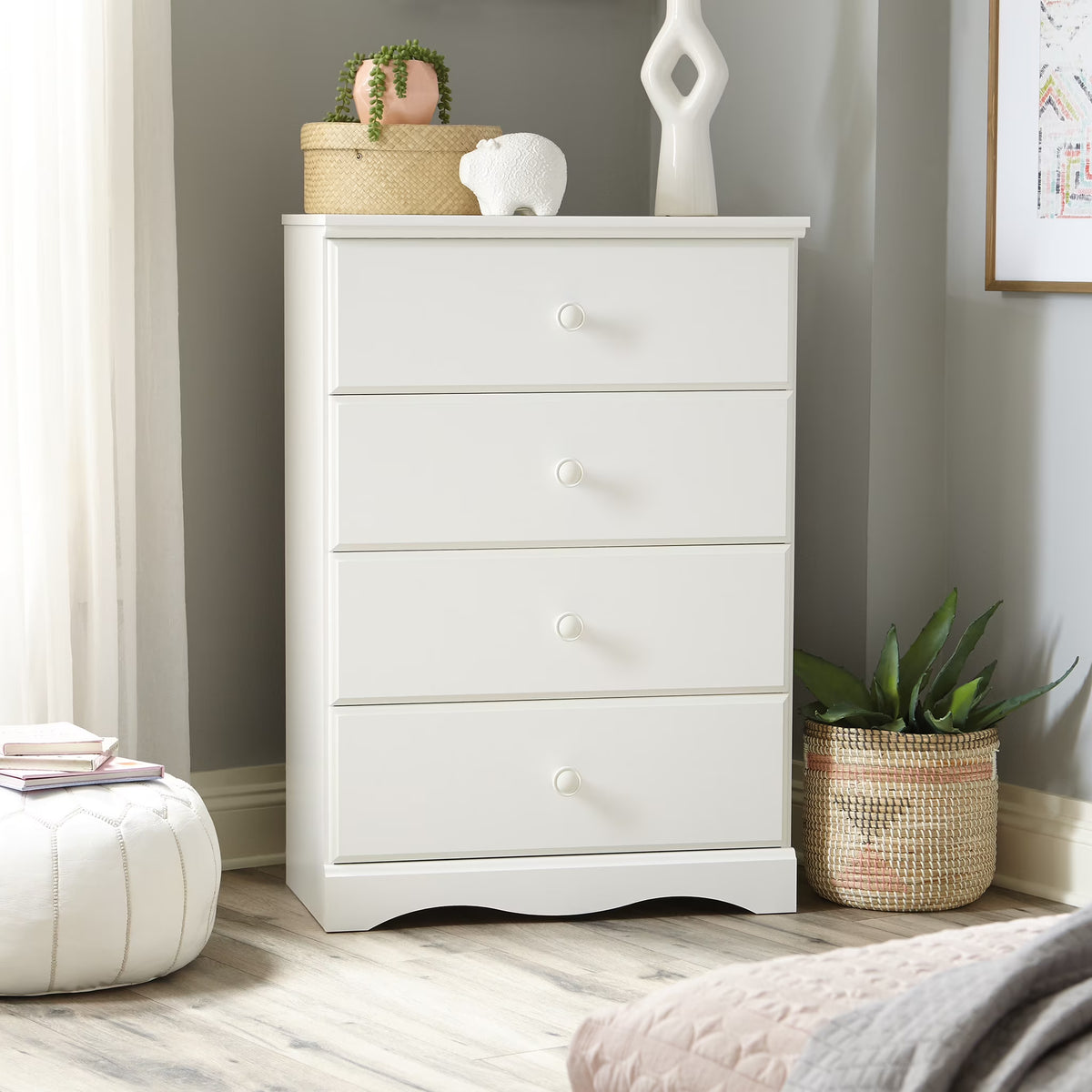 Sauder Storybook 4-Drawer Bedroom Dresser, Soft White Finish