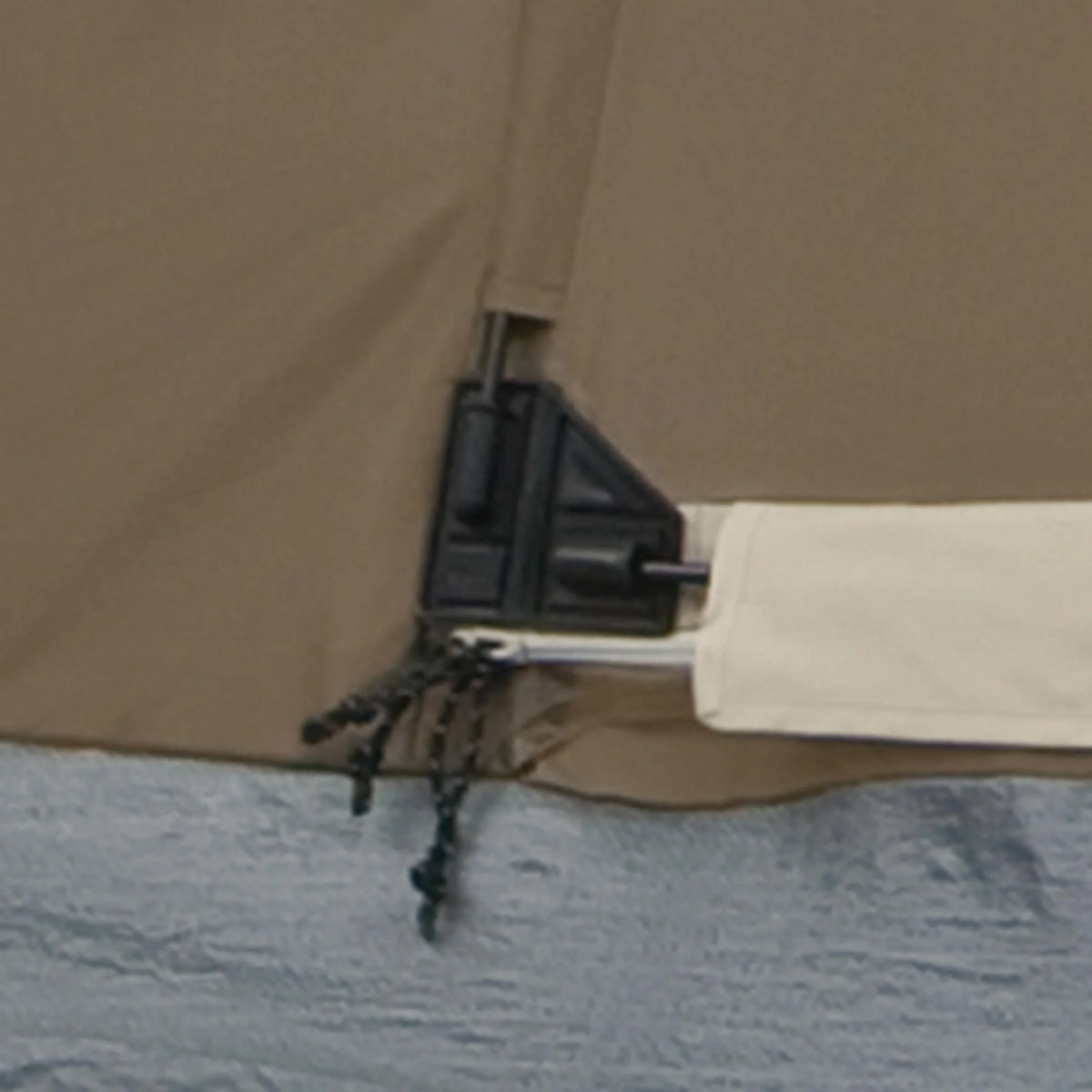 Coleman WeatherMaster? 6-Person Tent with Screen Room
