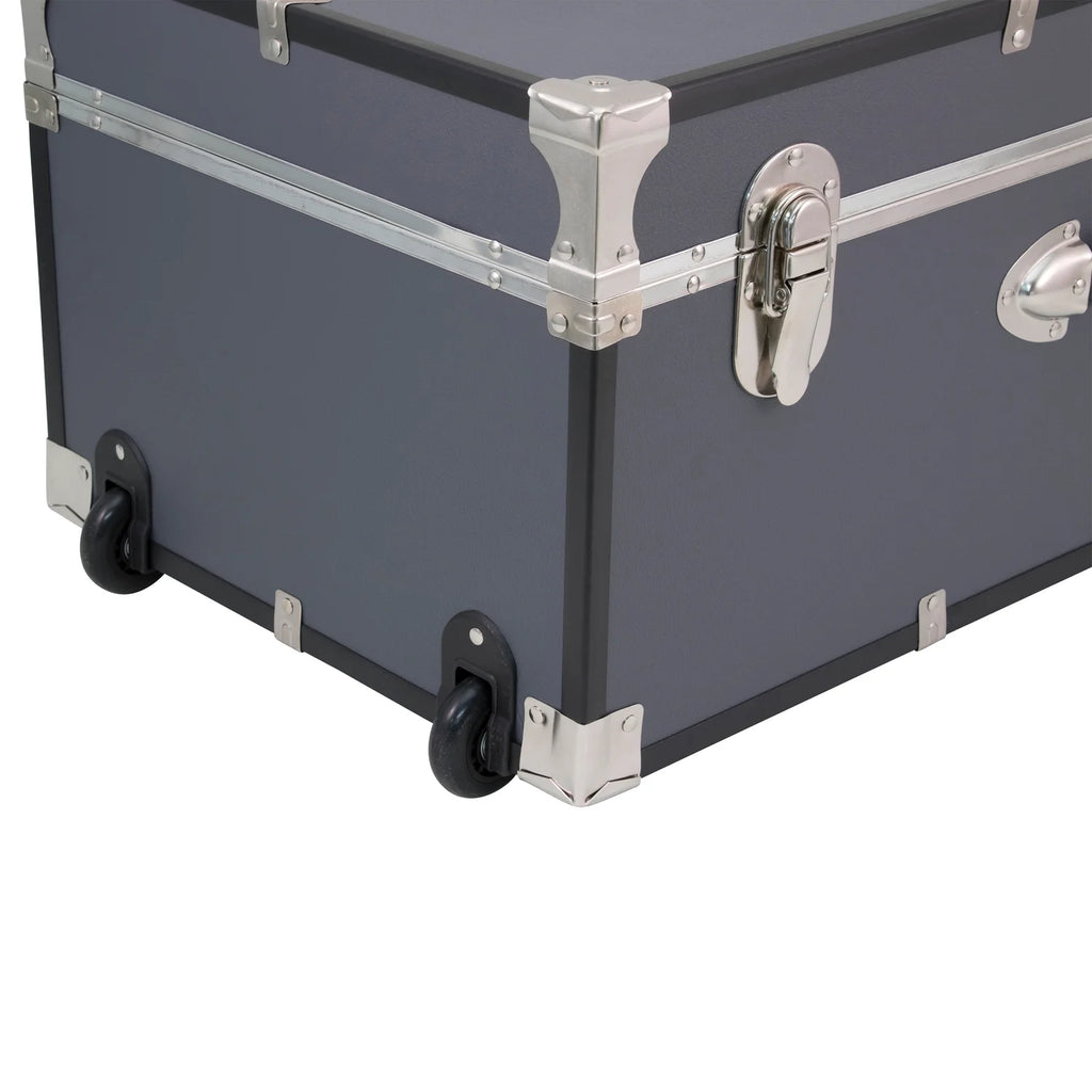 Seward Trunk Rover 30 in. Locking Trunk with Wheels