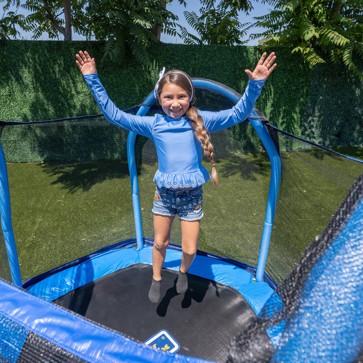 Sportspower 7' My 1st Trampoline for Kids 3-10 with Safety Enclosure Blue and Green