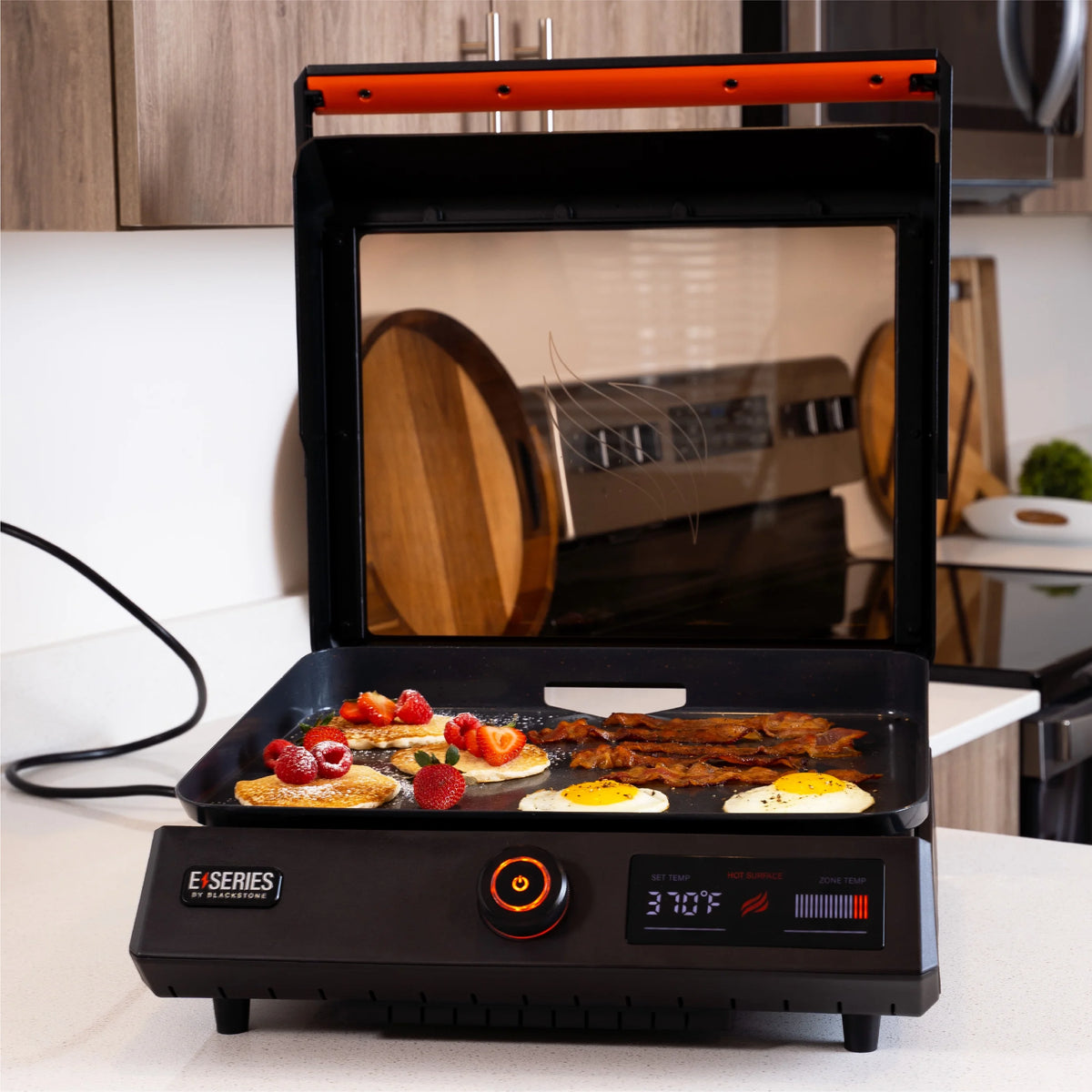 Blackstone E-Series 17" Electric Tabletop Griddle with Hood, Black