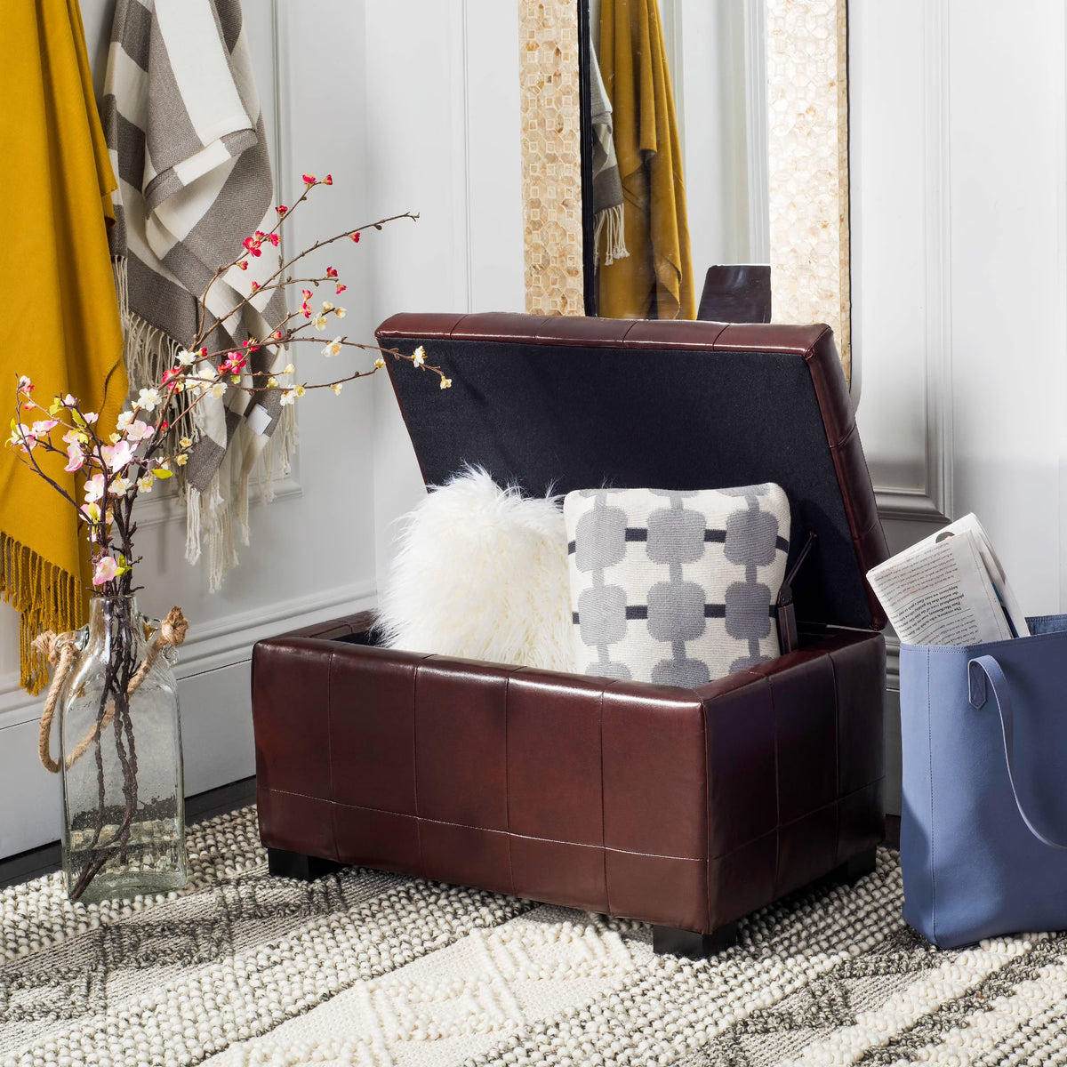 SAFAVIEH Small Manhattan Rustic Tufted Storage Bench, Brown